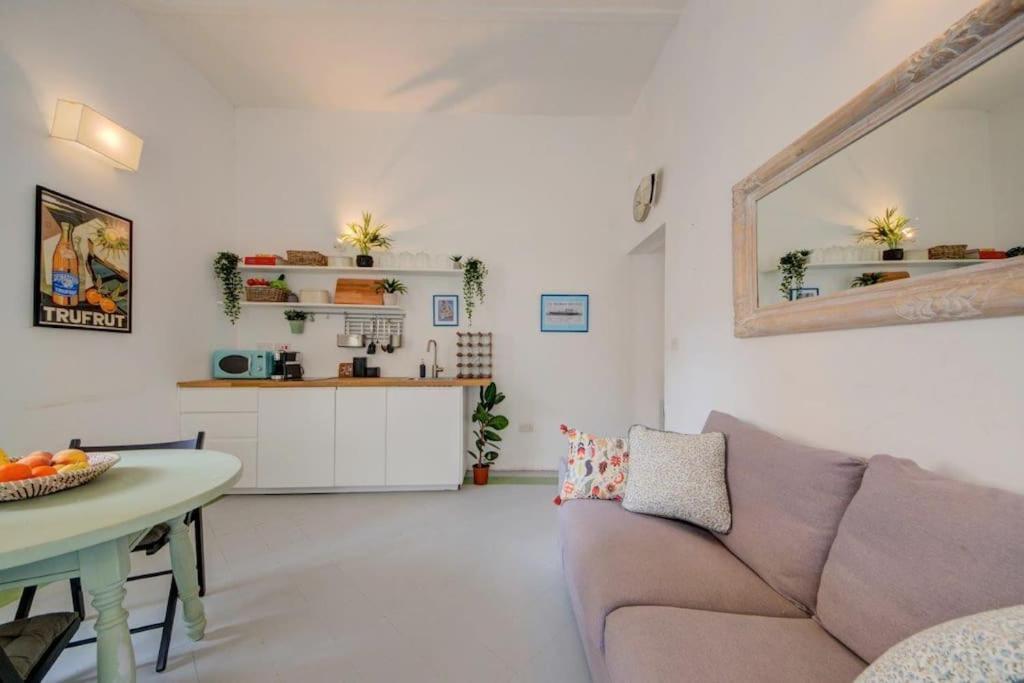 Traditional Maltese Town House In Floriana Buitenkant foto