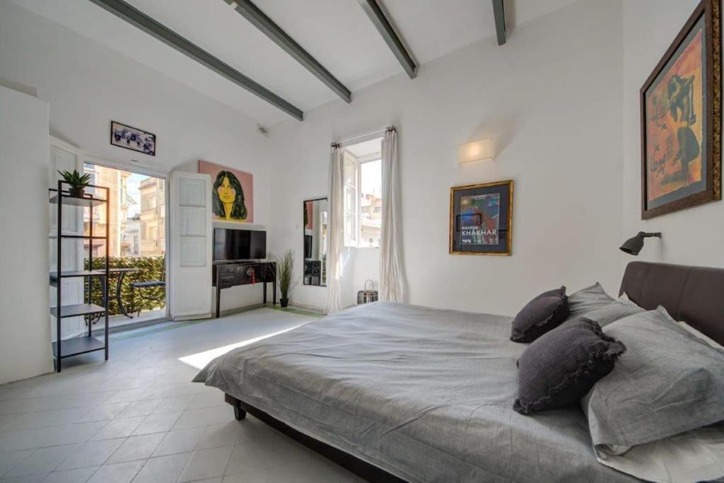 Traditional Maltese Town House In Floriana Buitenkant foto